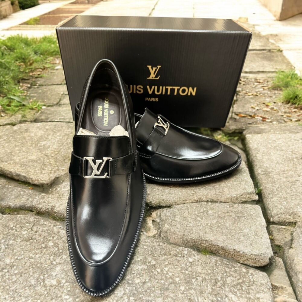 Loafer LV Carleton Preto