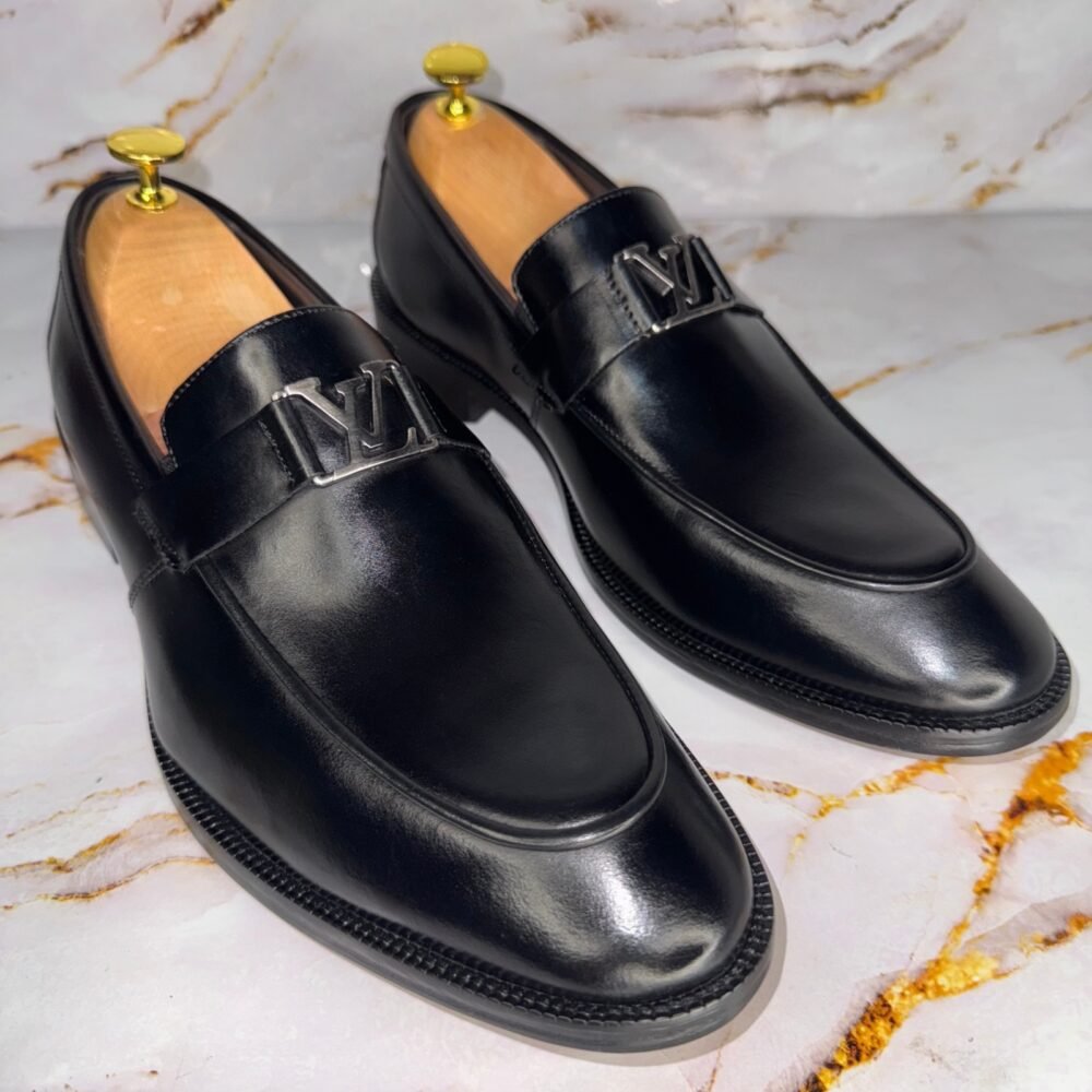 Loafer LV Carleton Preto