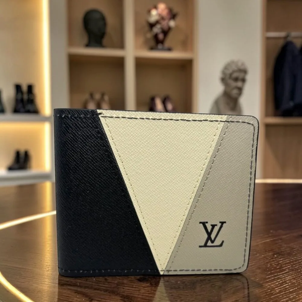 Carteira LV Carbon Edition